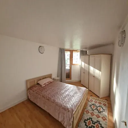 New Listing- 2 Bedroom Riverside Chelsea Apartment